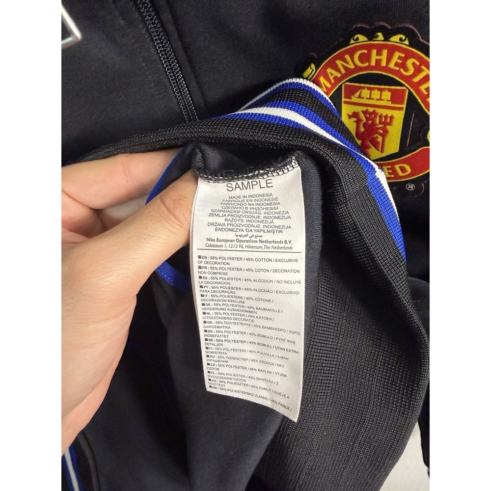 Nike Manchester United Men's Zip Up Jacket Soccer Sz M Black Logo Spell Out Rare - Picture 7 of 10